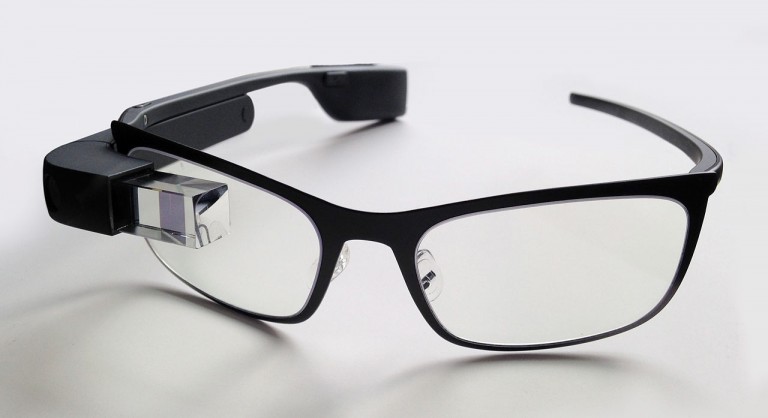 Alphabet (NASDAQ:GOOGL) Pulls Google Glass From Social Media