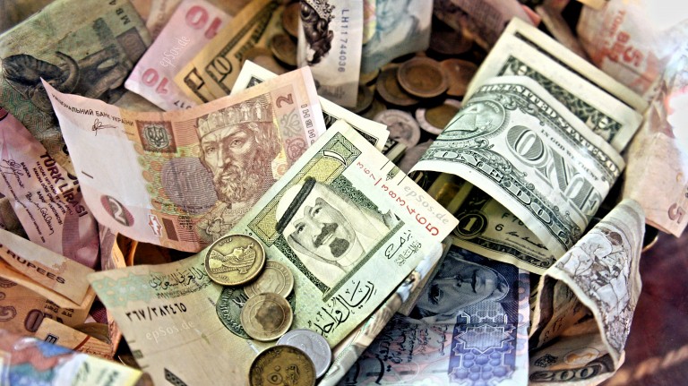Euro Gains Against Dollar After Weak U.S. Economic Data