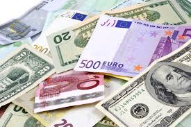 Dollar, Euro Fall As Bank of Japan’s Policy Meet Draws Near