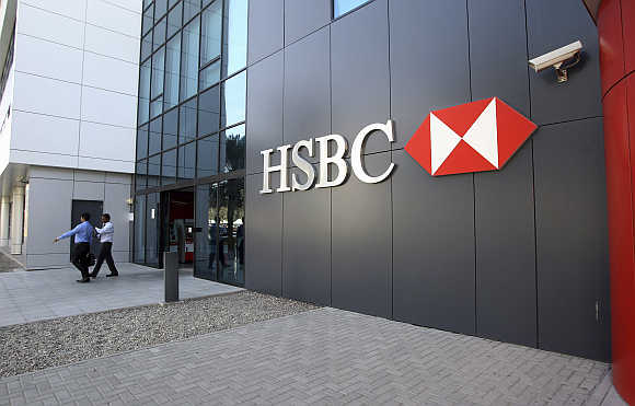 HSBC Holdings plc (ADR) (NYSE:HSBC) Accused of ‘Political Censorship’ in Hong Kong