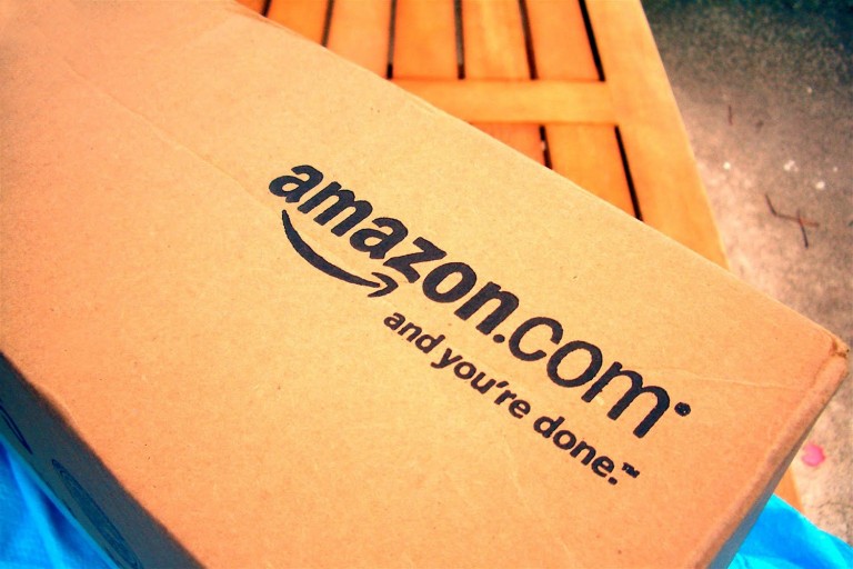 Amazon.com, Inc. (NASDAQ:AMZN) Lowers Free Shipping Minimum to $25