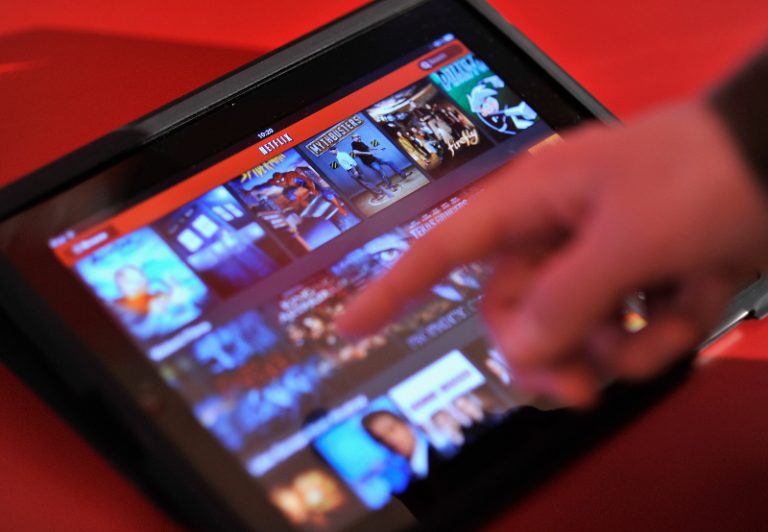 Netflix, Inc. (NASDAQ:NFLX) Gets Rid Of Wave Productivity, Launches Picture-To-Picture Support To iPad