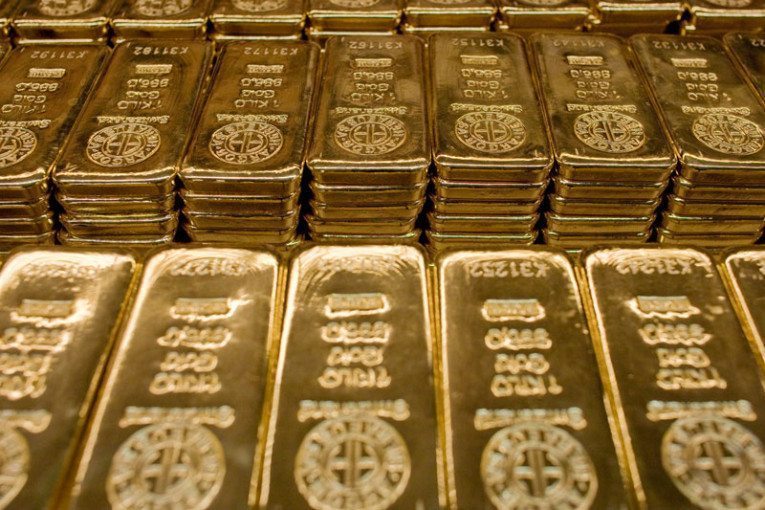 Gold Dips On Growing Expectations Of September Rate Hike By Fed