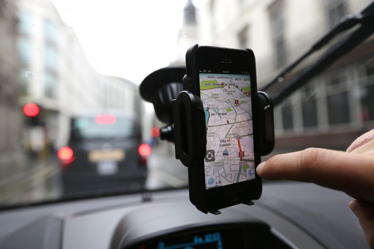 Uber Rivalry: Alphabet Inc (NASDAQ:GOOGL) Launches New Ride Share Service