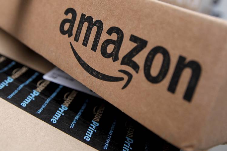 Amazon.com, Inc. (NASDAQ:AMZN) Hits All-Time High; Could Reach $1000