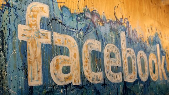 Facebook Inc (NASDAQ:FB) Adds Prima Art Filters To Facebook Live