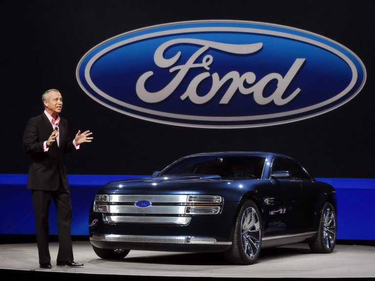 Ford Motor Company (NYSE:F) Could Make Major Management Changes: WJS