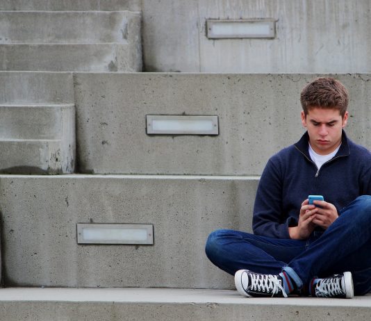 Facebook-Millennials