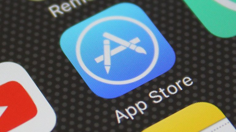 Ban On Template Apps By Apple Inc (NASDAQ:AAPL) Eliminating Small Businesses From App Store